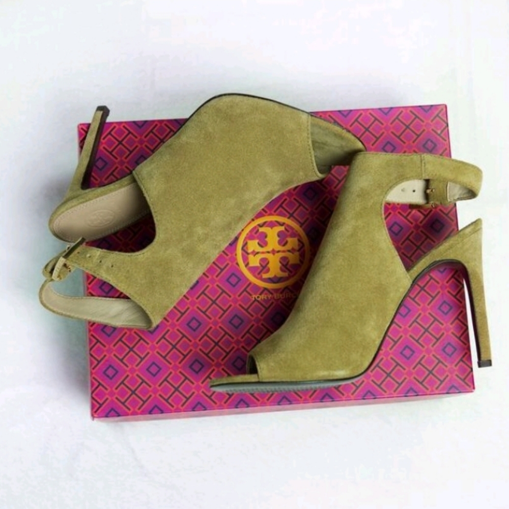 Tory Burch Brittania Suede Heels - Picture 4 of 5